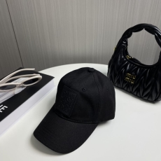 Loewe Caps